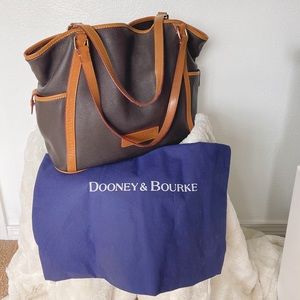 Dooney & Bourke Handbag